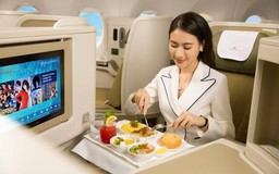 Mua vé phổ thông, bay hạng thương gia
