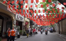 Đến Hà Nội trong rực rỡ cờ hoa | Hà Nội đến để yêu | 30/04/2025