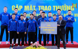 Hà Nội trao thưởng 2 tỷ đồng cho đội tuyển Việt Nam