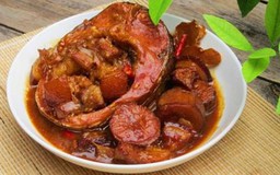 Trời lạnh thưởng thức món cá kho phố cổ