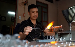 Nhịp sống ở làng thổi thuỷ tinh