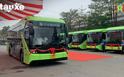 Hà Nội khai trương tuyến buýt điện số 34 mới | Bản tin Tàu và Xe | 18/04/2025