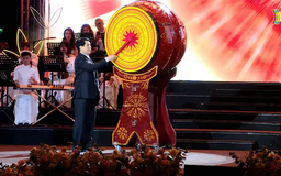 Chủ tịch nước dự Chương trình nghệ thuật 'Xuân Quê hương 2025'