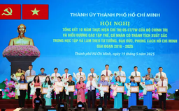 Chủ tịch Hồ Chí Minh - tấm gương học tập suốt đời