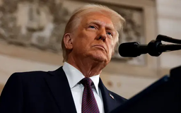 Ông Trump doạ áp thuế 25% với Mexico và Canada