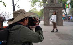 Thăng trầm nghề chụp ảnh dạo ở Hà Nội