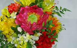 Thú vui tỉa hoa từ đu đủ
