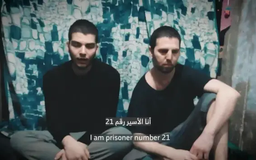 Hamas công bố hình ảnh hai con tin Israel