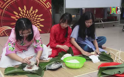 Vừa chơi, vừa học cùng giáo dục trải nghiệm văn hóa Tết