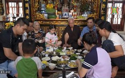 Bữa cơm tứ đại đồng đường