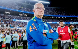 Brazil sa thải HLV Dorival Junior sau trận thua 'đáng xấu hổ'