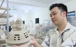 Thợ gốm Bát Tràng đổi mới từ truyền thống ngàn đời