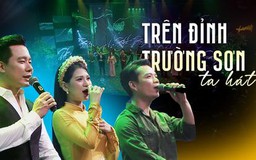 Trên đỉnh Trường Sơn ta hát