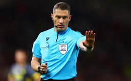 Istvan Kovacs đi vào lịch sử nhờ chung kết Champions League