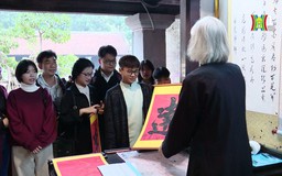 Xin chữ đầu xuân của người Hà Nội