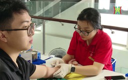 Thầy thuốc tình nguyện khám sàng lọc cho người dân Hà Nội | Vì chất lượng Dân số Thủ đô | 21/10/2024