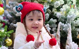 Không khí Giáng sinh ngập tràn phố phường Hà Nội