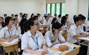 Thay đổi tuyển sinh, học sinh lớp 10 cũng lo