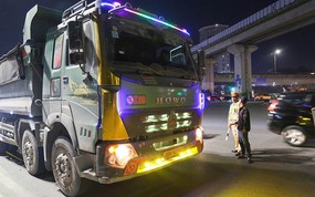 Độ chế đèn, còi – Hiểm họa từ sự tùy tiện