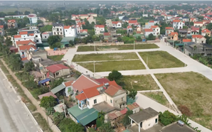 Giá trúng tối thiểu cao, ít khách hàng tham gia đấu giá đất