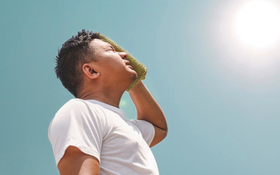 Chăm sóc sức khỏe mùa nắng nóng
