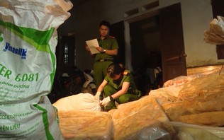 Siết chặt an toàn thực phẩm, bảo vệ sức khỏe người dân