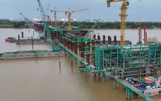 Hà Nội đẩy nhanh tiến độ 7 cầu vượt sông Hồng