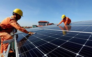 Công ty Điện lực Hà Nội biến nắng thành điện