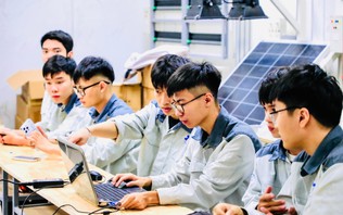 Từ giảng đường đến thực tiễn, khơi thông nguồn lực đổi mới sáng tạo
