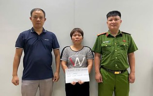 Vận động đối tượng truy nã 30 năm ra đầu thú