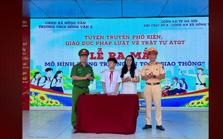 Ra mắt mô hình 'Cổng trường an toàn giao thông'