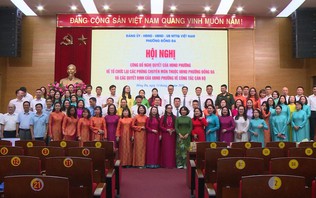 Phường Đống Đa kiện toàn các phòng chuyên môn UBND và cán bộ, công chức