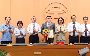 Hà Nội bổ nhiệm Phó Giám đốc Sở Y tế