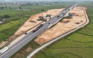Cả nước có hơn 2.300 km cao tốc được đầu tư phân kỳ