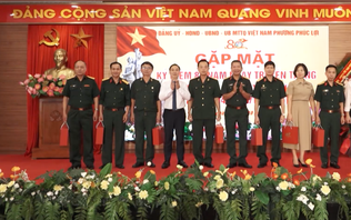 Phường Phúc Lợi kỷ niệm 80 năm Lực lượng vũ trang Thủ đô