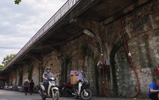 Đánh thức 131 vòm cầu đường sắt phía Nam cầu Long Biên