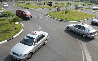 Từ năm 2027, tăng độ khó sát hạch lái xe ô tô