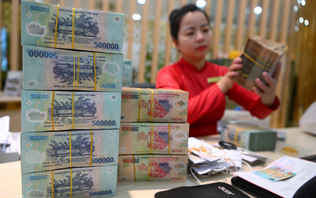 15 ngân hàng đồng loạt giảm lãi suất tiết kiệm