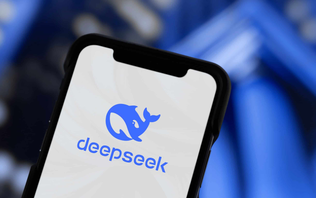 Trung Quốc phản đối Mỹ cấm Deepseek