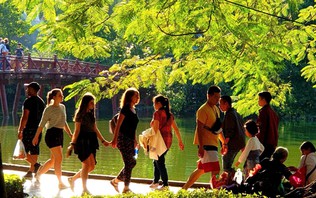 Đánh thức mùa vàng du lịch Việt Nam
