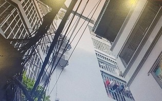 Chủ tịch UBND TP Hà Nội chỉ đạo kiểm tra, xử lý thông tin xây dựng vượt giấy phép tại Tây Hồ