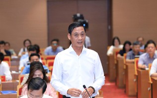 Hà Nội nghiên cứu tổ chức lại các vùng thu gom rác