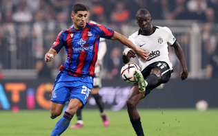 Crystal Palace và Besiktas bất phân thắng bại