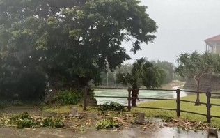Nhật Bản ban hành cảnh báo nghiêm trọng trước siêu bão Champi