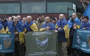 Nga, Ukraine tiếp tục trao đổi hàng trăm tù binh