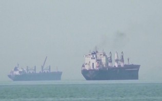 Iran cảnh báo có thể tấn công cáp ngầm ở vùng Vịnh