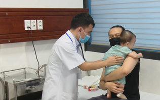 Cúm A tại Hà Nội tăng mạnh, cảnh báo biến chứng nặng