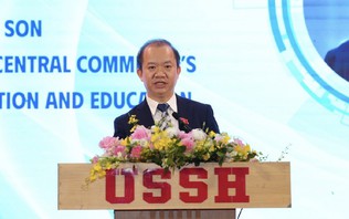 Giữ giá trị nhân văn trong kỷ nguyên AI