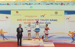 Cô bé đa tài và niềm đam mê trượt băng nghệ thuật