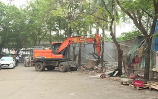 Xuân Phương xử lý công trình vi phạm, bảo đảm an toàn dân cư